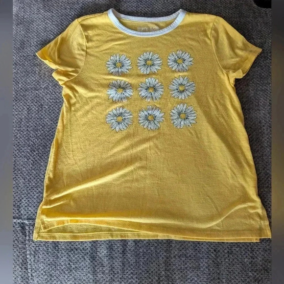 Girls Assorted 10/12 Shirt Bundle - Picture 1 of 11
